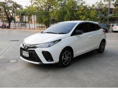 Toyota Yaris Hatchback 1.2 Sport ปี 2022 ไมล์ 38,xxx Km